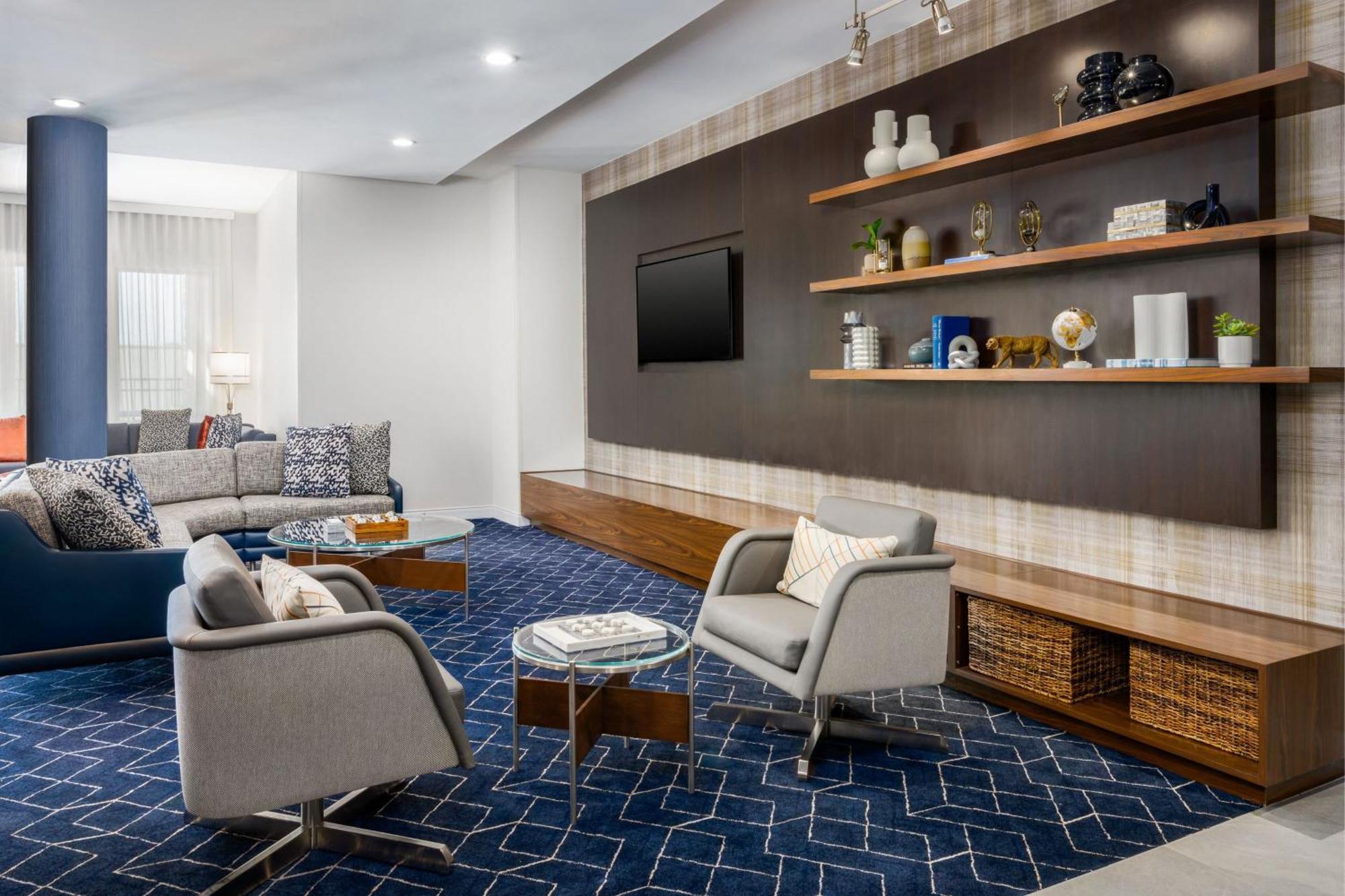 Courtyard By Marriott Auburn Hotel Екстериор снимка
